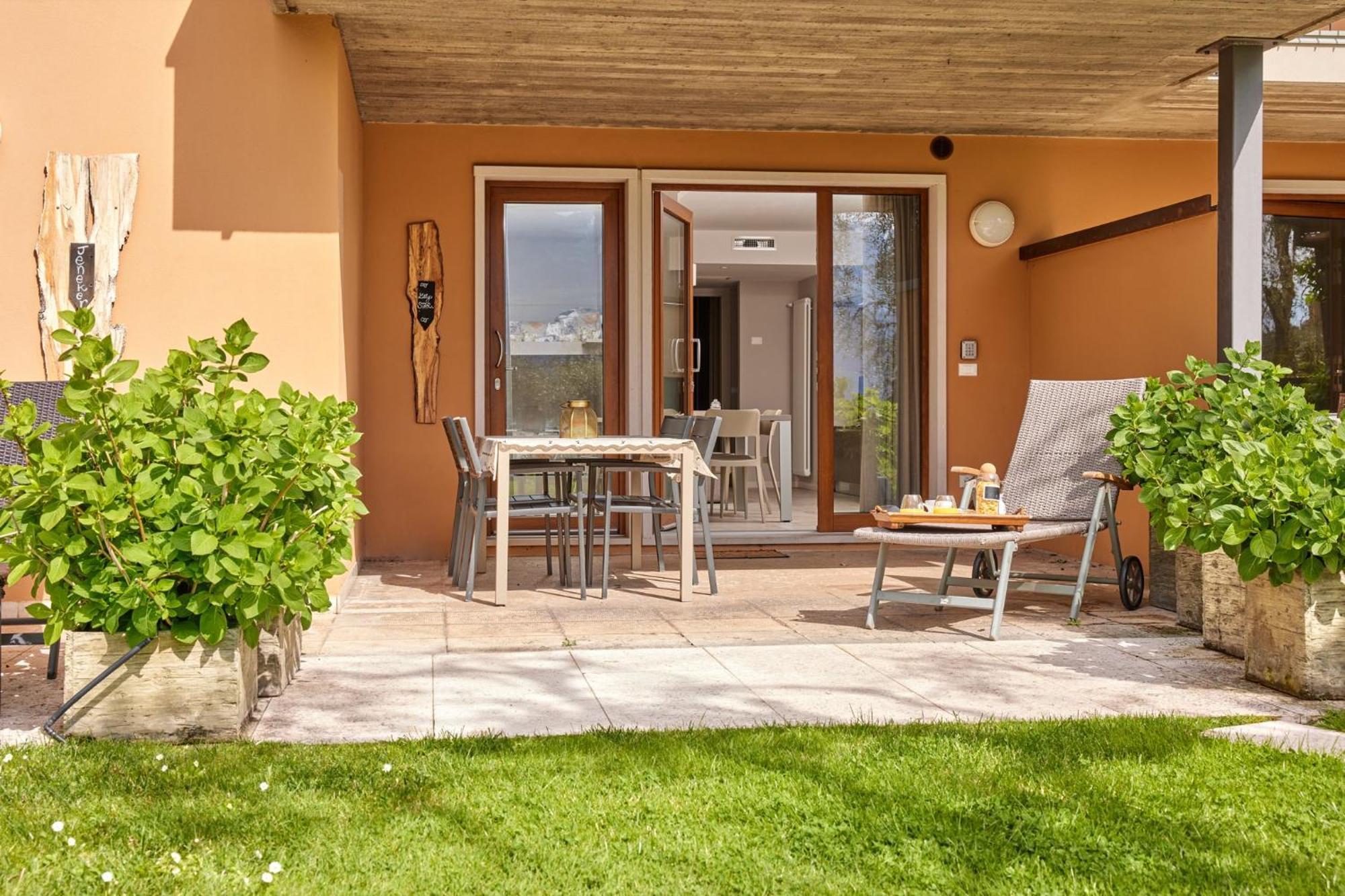 Callalillyjardin Malcesine Extérieur photo