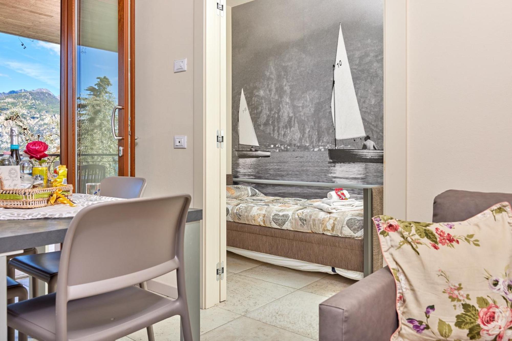 Callalillyjardin Malcesine Extérieur photo
